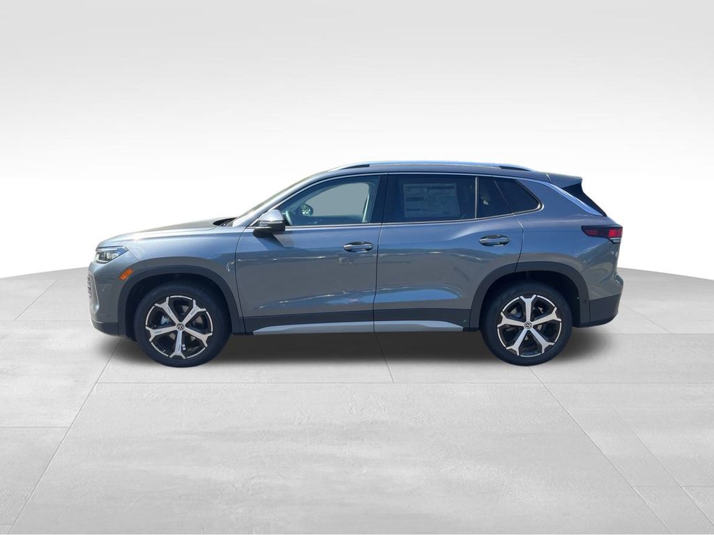 2025 Volkswagen Tiguan SE photo 3