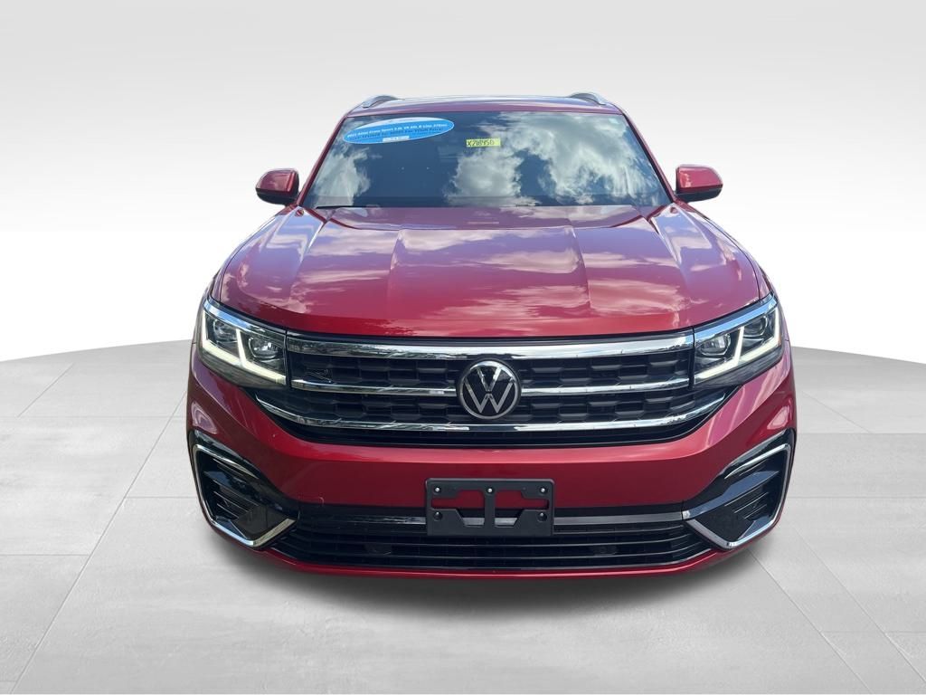 2022 Volkswagen Atlas Cross Sport V6 SEL R-Line photo 2