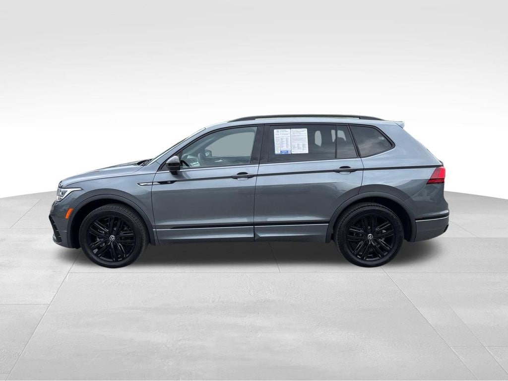 Certified 2022 Volkswagen Tiguan 2.0T SE R-Line Black SUV