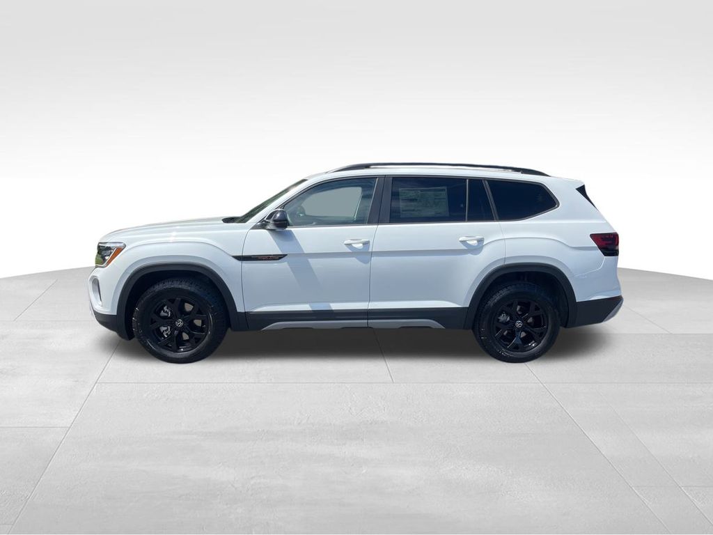 2026 Volkswagen Atlas Peak Edition SE photo 3