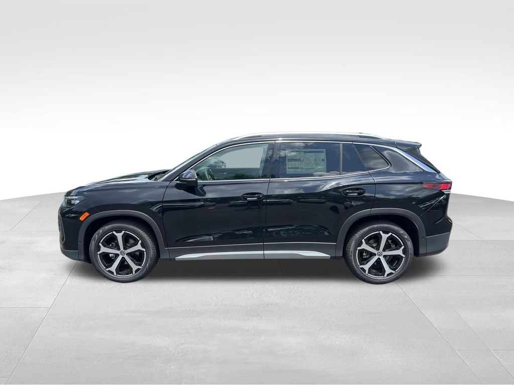 New 2026 Volkswagen Tiguan 2.0T SE SUV