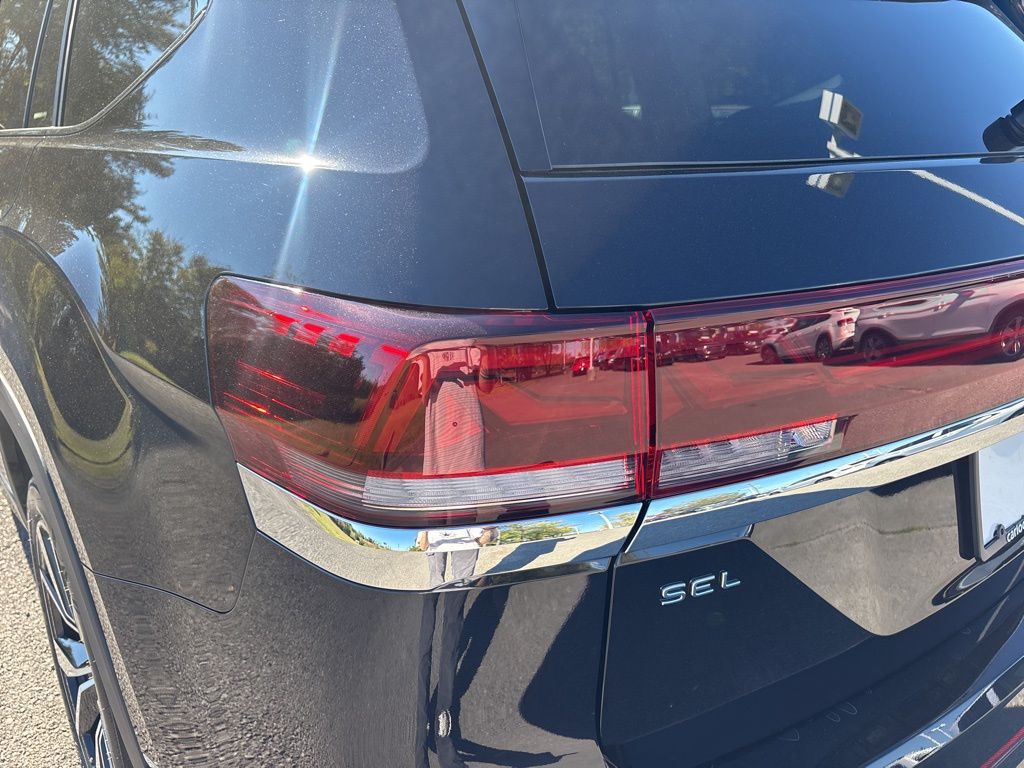 2026 Volkswagen Atlas SEL Premium R-Line - Photo 13