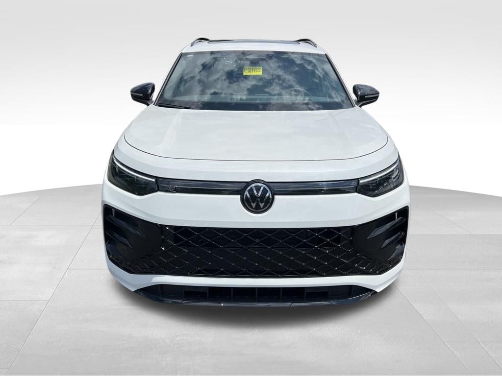 New 2026 Volkswagen Tiguan 2.0T SE R-Line Black SUV