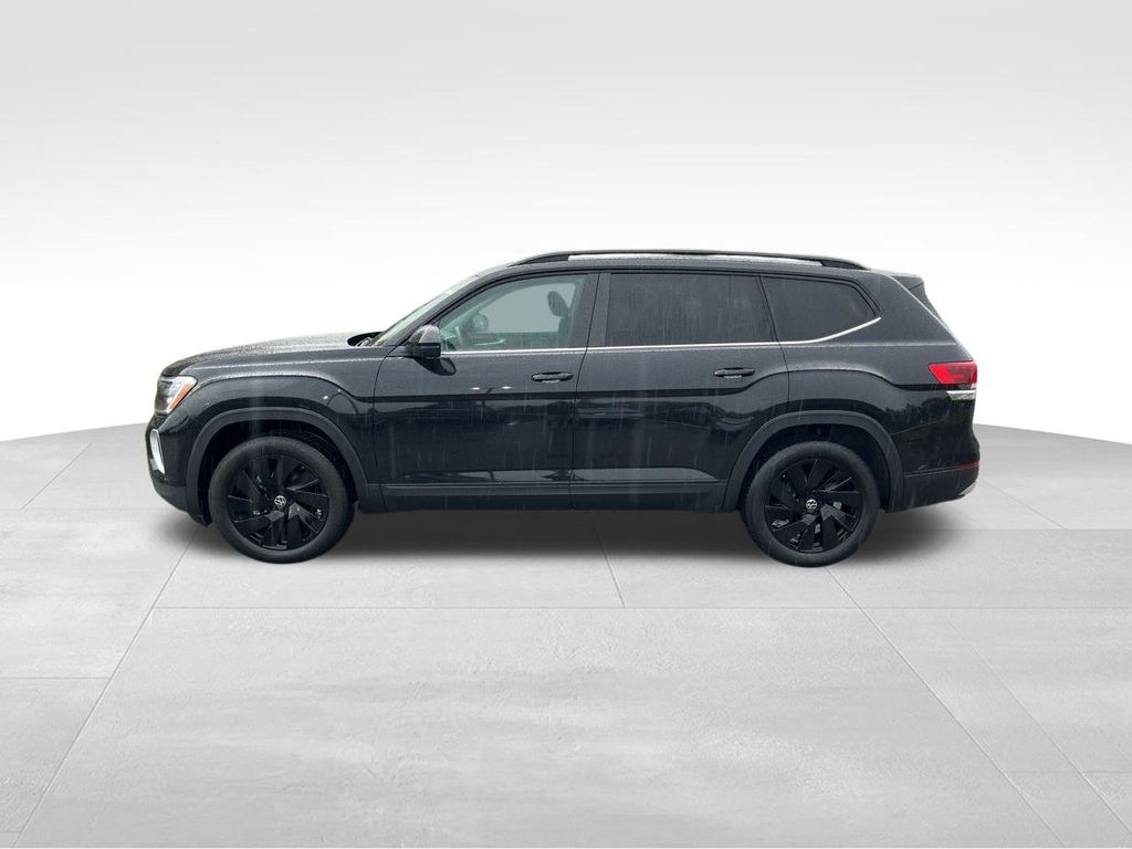 2025 Volkswagen Atlas SE Technology photo 3