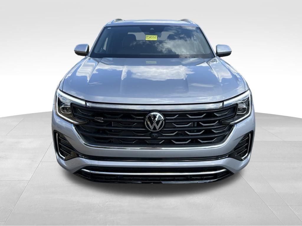 New 2026 Volkswagen Atlas Cross Sport SEL Premium R-Line SUV