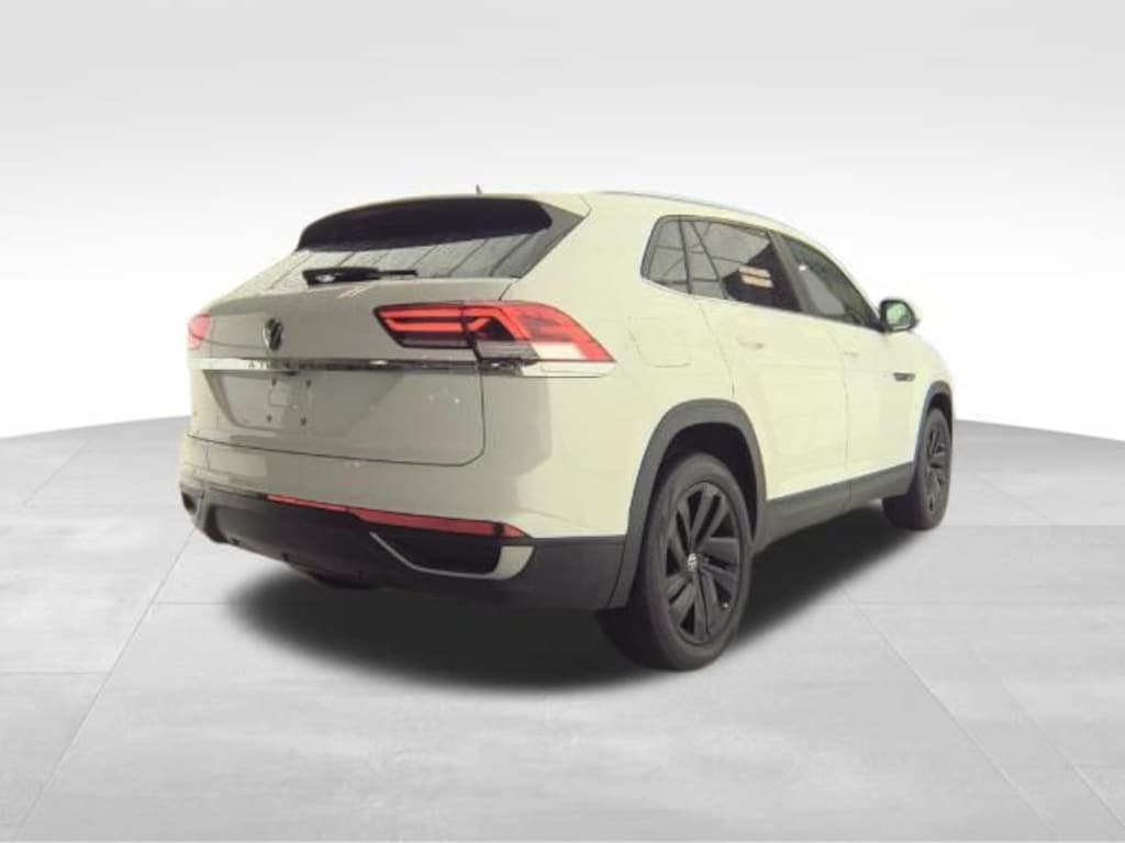 Used 2022 Volkswagen Atlas Cross Sport 2.0T SE w/Technology SUV