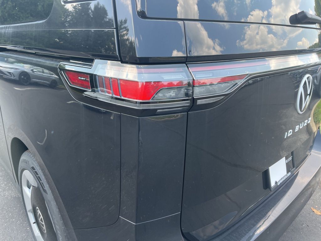 2025 Volkswagen ID. Buzz PRO S - Photo 12