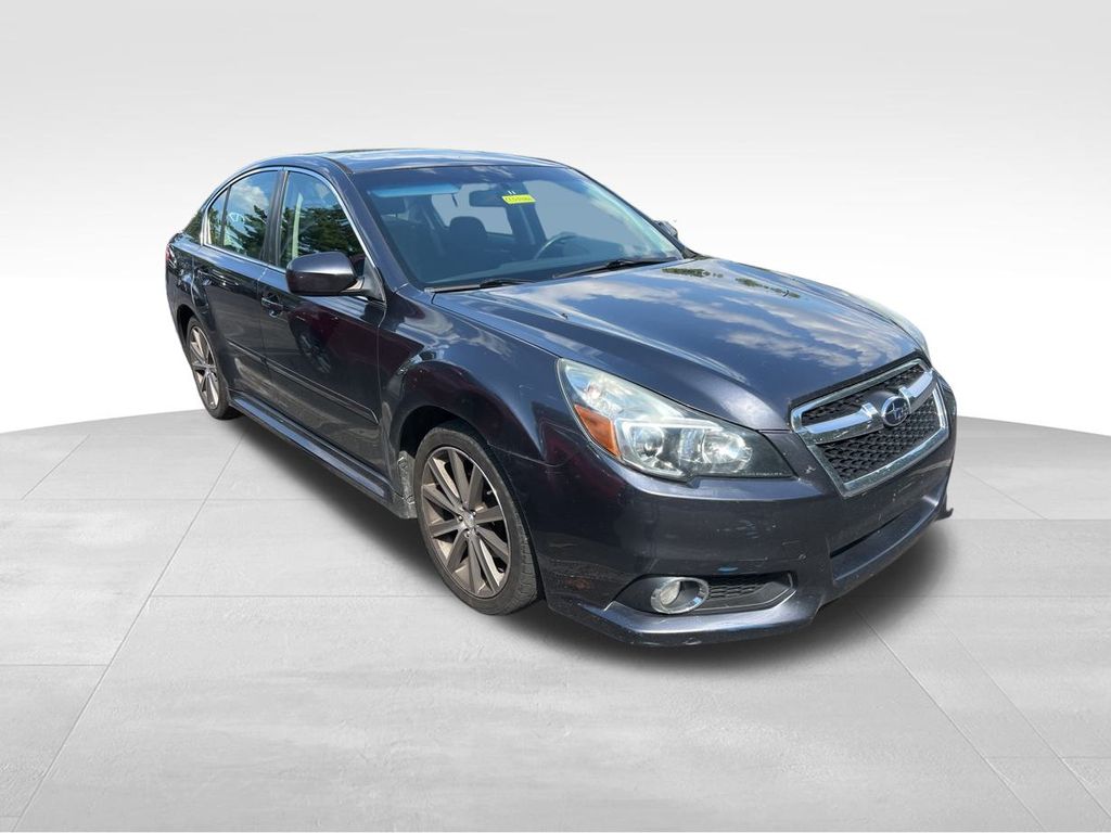 2013 Subaru Legacy 2.5i Sport photo 2