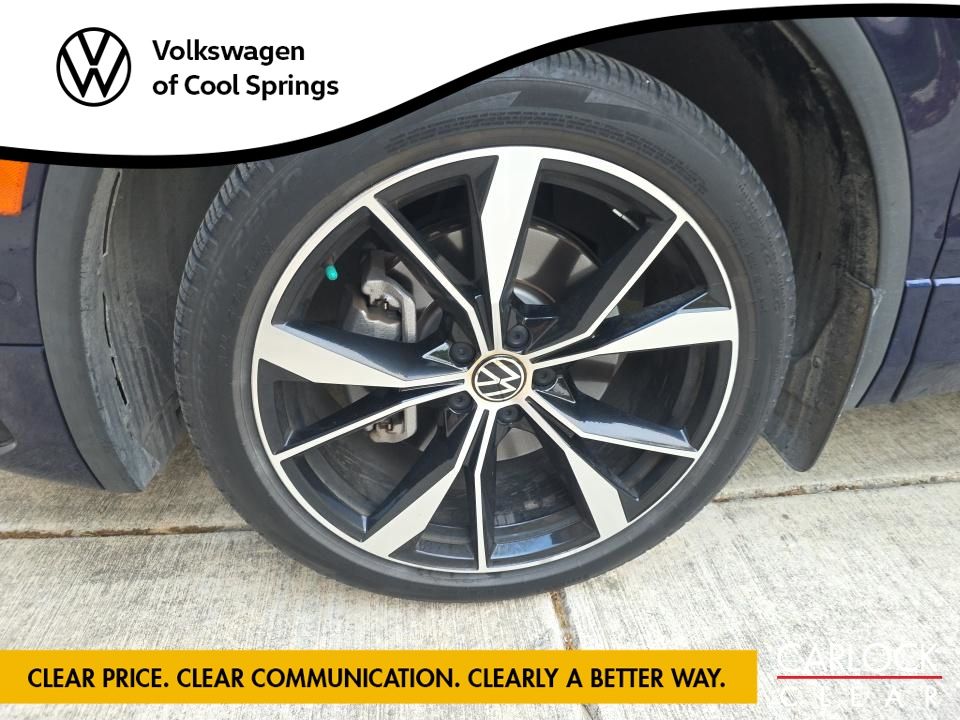 2022 Volkswagen Tiguan 2.0T SEL R-Line 4Motion's photo