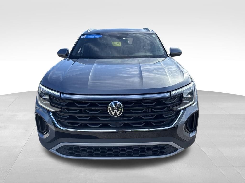 Certified 2024 Volkswagen Atlas Cross Sport 2.0T SE w/Technology SUV