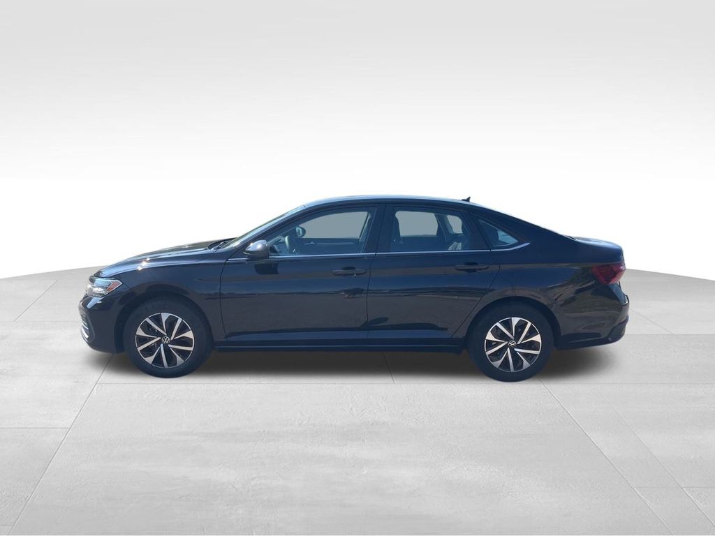 2022 Volkswagen Jetta 1.5T S photo 3