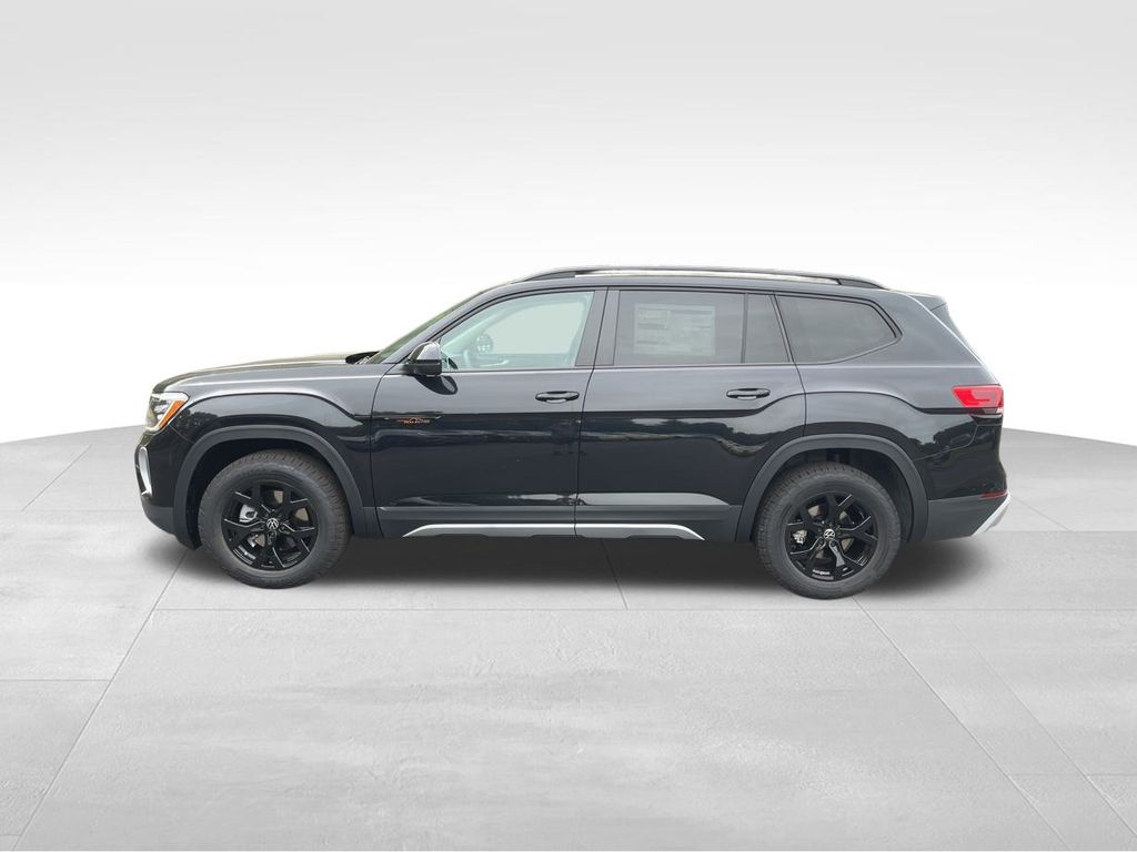 2026 Volkswagen Atlas Peak Edition SE photo 3