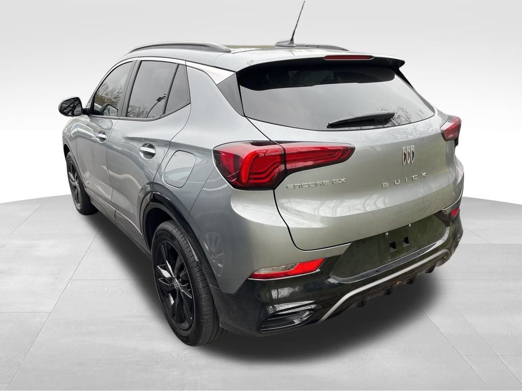 2025 Buick Encore GX Sport Touring photo 3