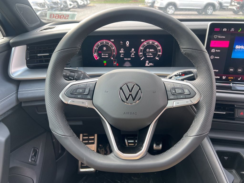 2026 Volkswagen Tiguan SE R-LINE BLACK - Photo 16