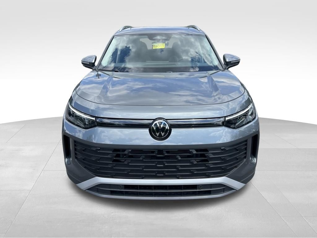 New 2026 Volkswagen Tiguan 2.0T SE SUV