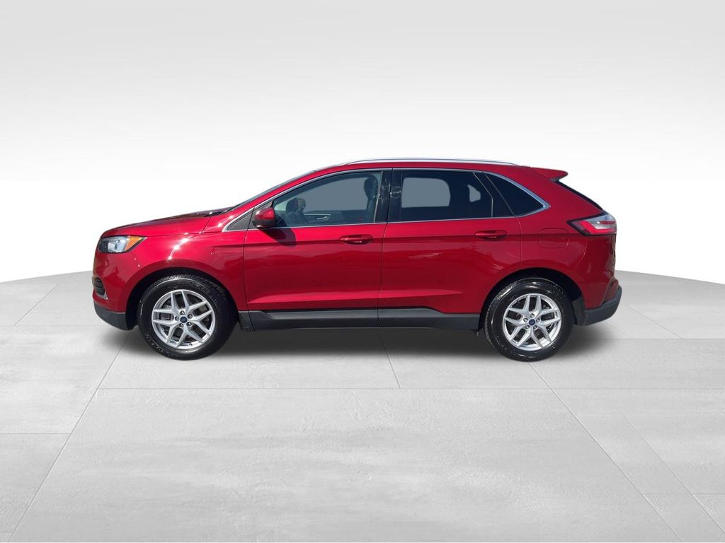 2021 Ford Edge SEL photo 3