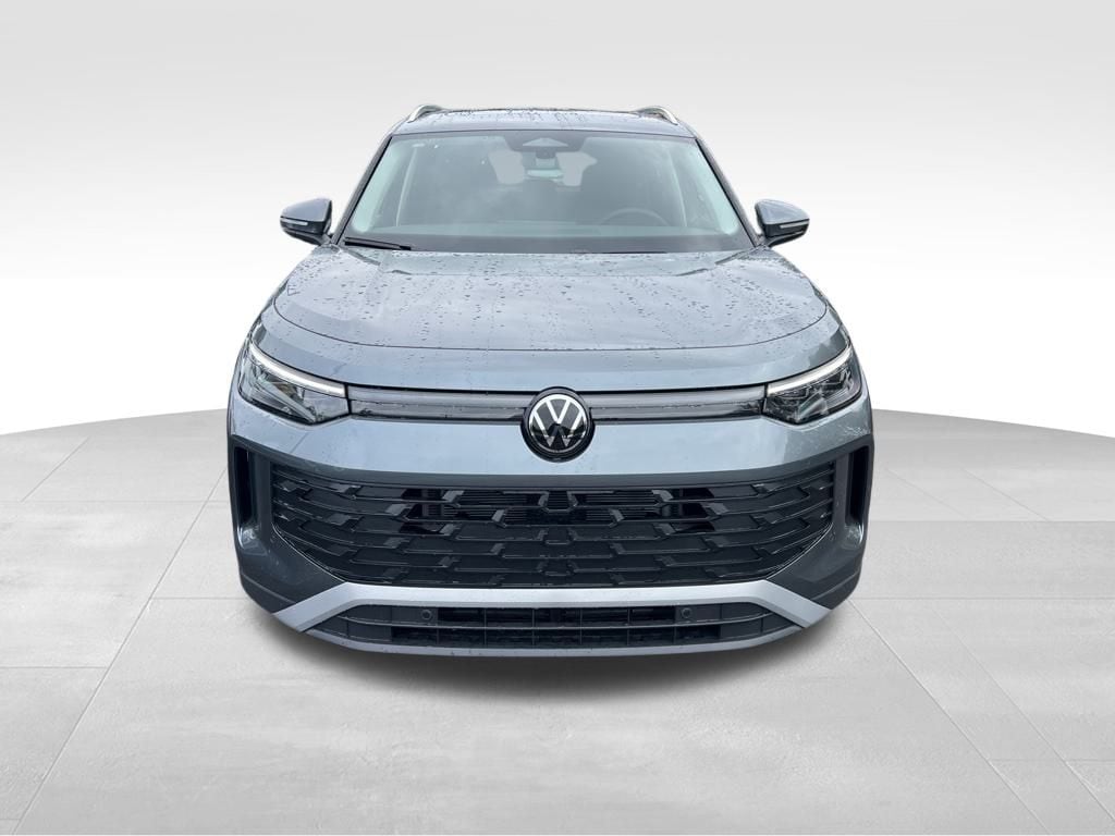 New 2026 Volkswagen Tiguan 2.0T SE SUV
