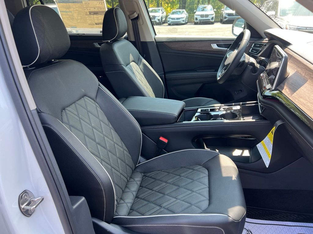 2026 Volkswagen Atlas SEL Premium R-Line - Photo 23