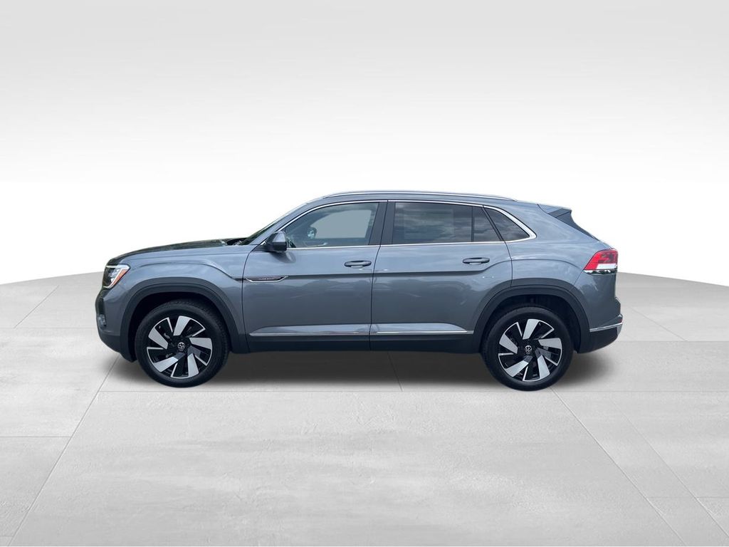 2025 Volkswagen Atlas Cross Sport SEL photo 3