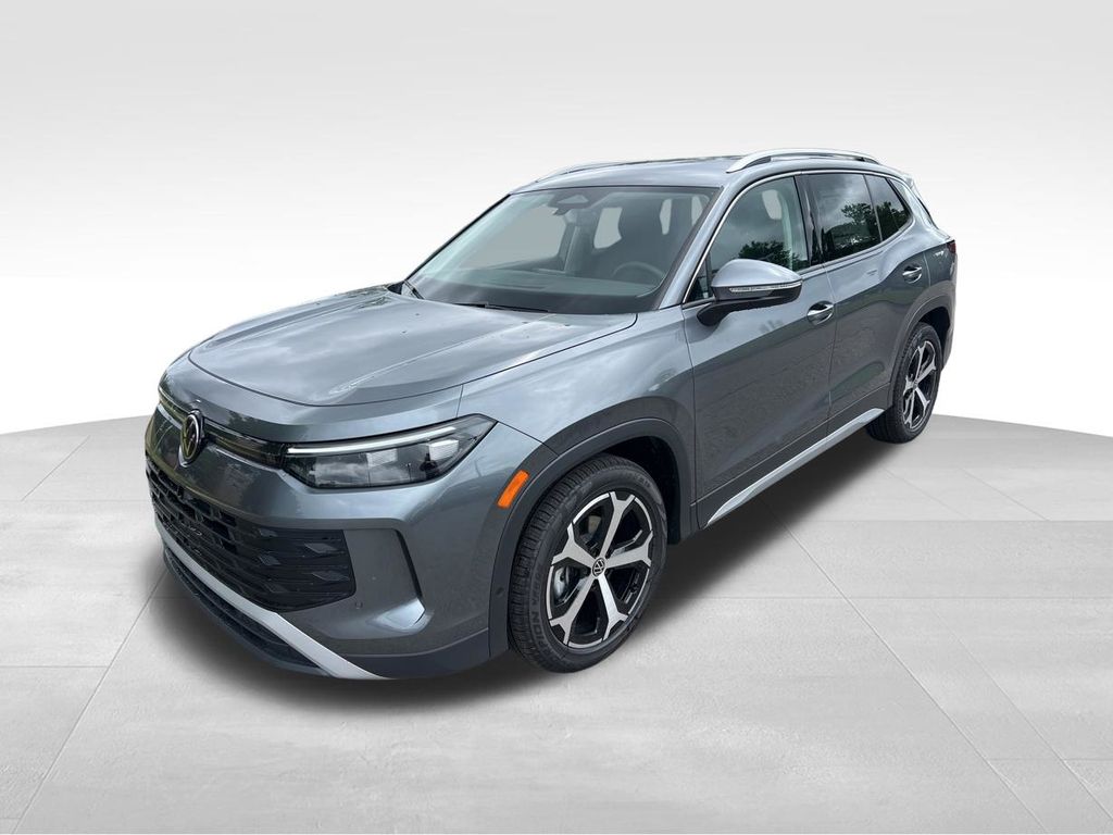 2026 Volkswagen Tiguan 2.0T SE's photo