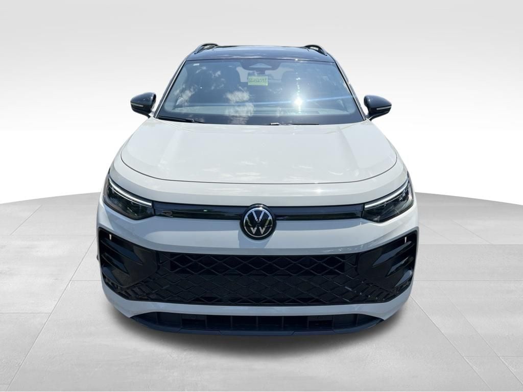 New 2026 Volkswagen Tiguan SE R-Line Black SUV