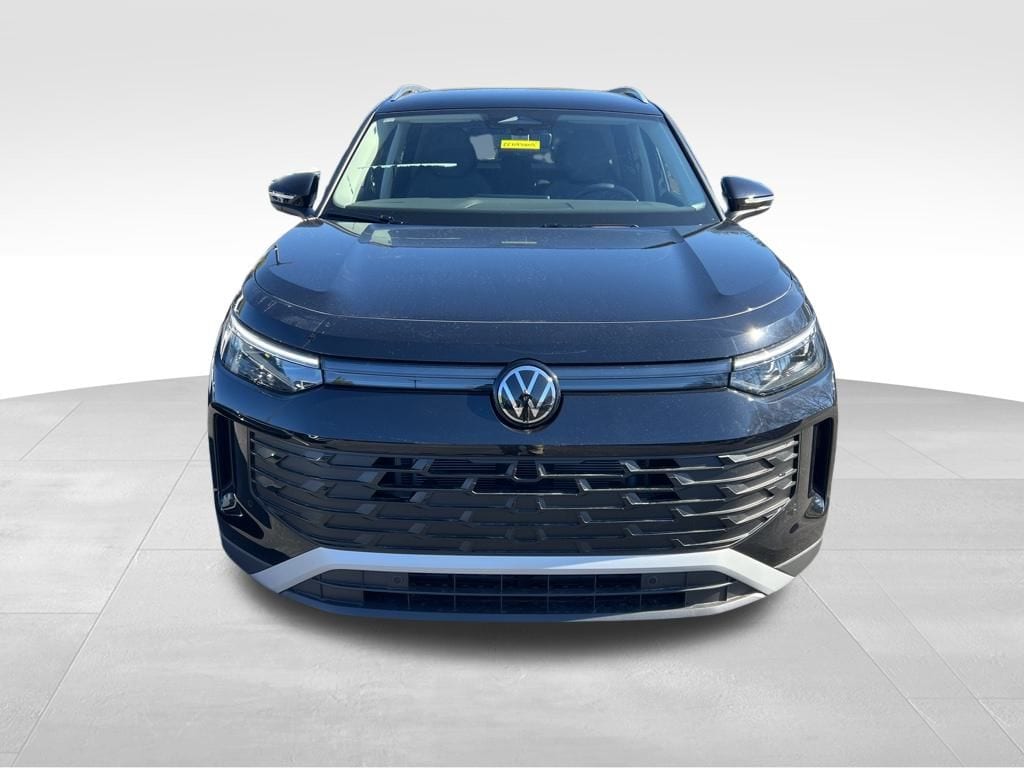 New 2026 Volkswagen Tiguan 2.0T SE SUV