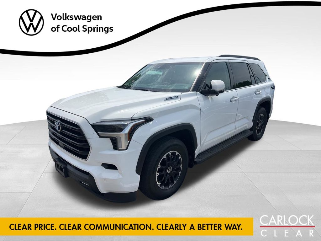 2023 Toyota Sequoia SR5 4WD i-FORCE MAX Hybrid's photo
