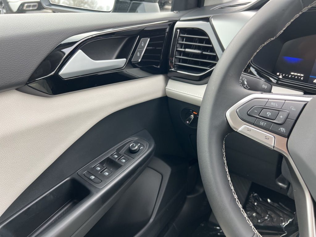 2026 Volkswagen Taos S - Photo 18