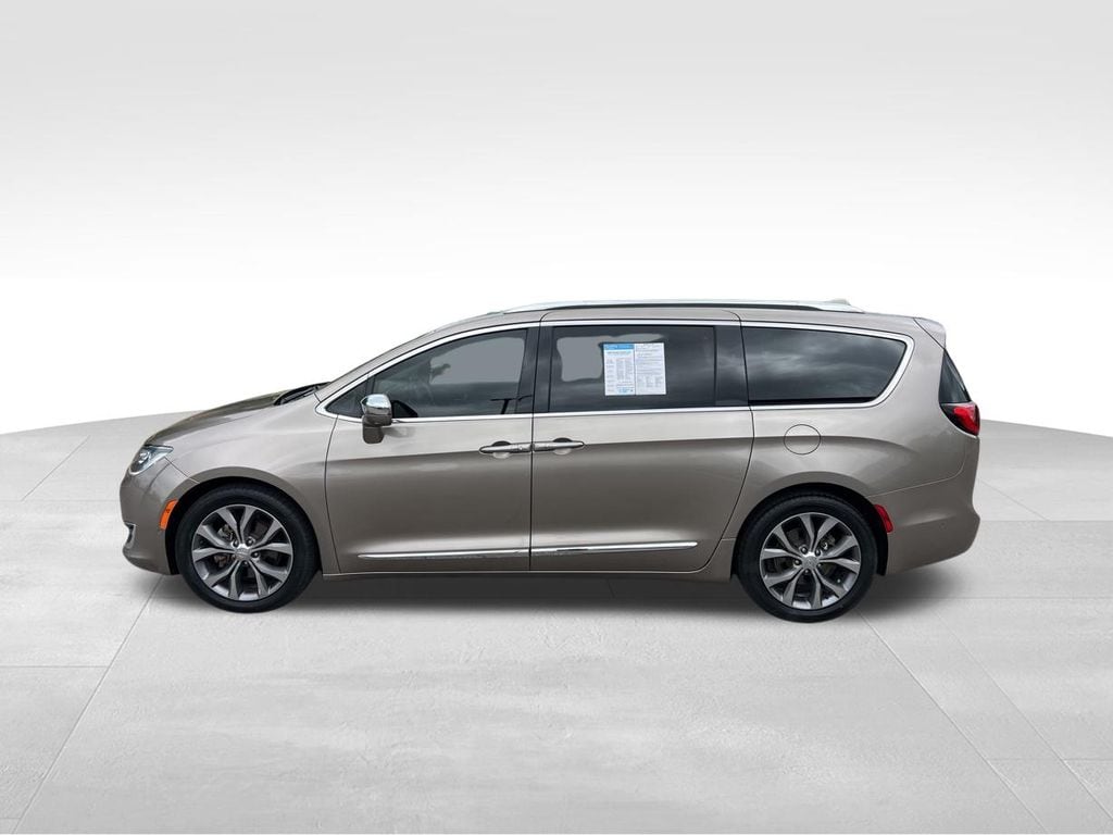 Used 2018 Chrysler Pacifica Limited Van