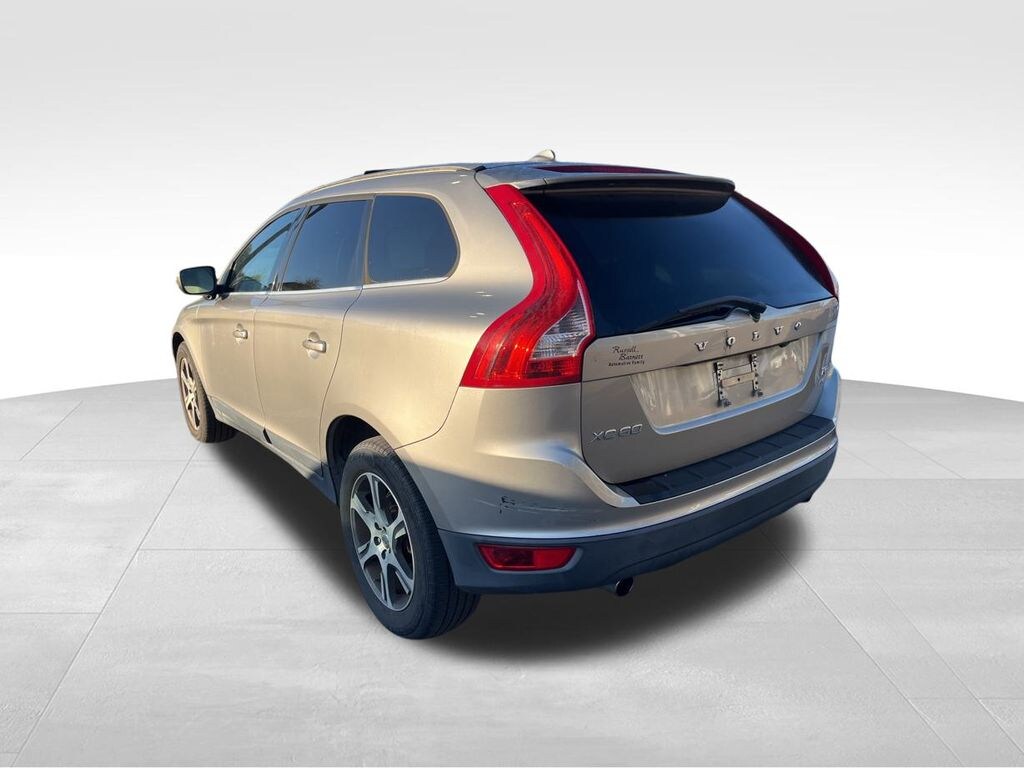 Used 2011 Volvo XC60 T6 SUV