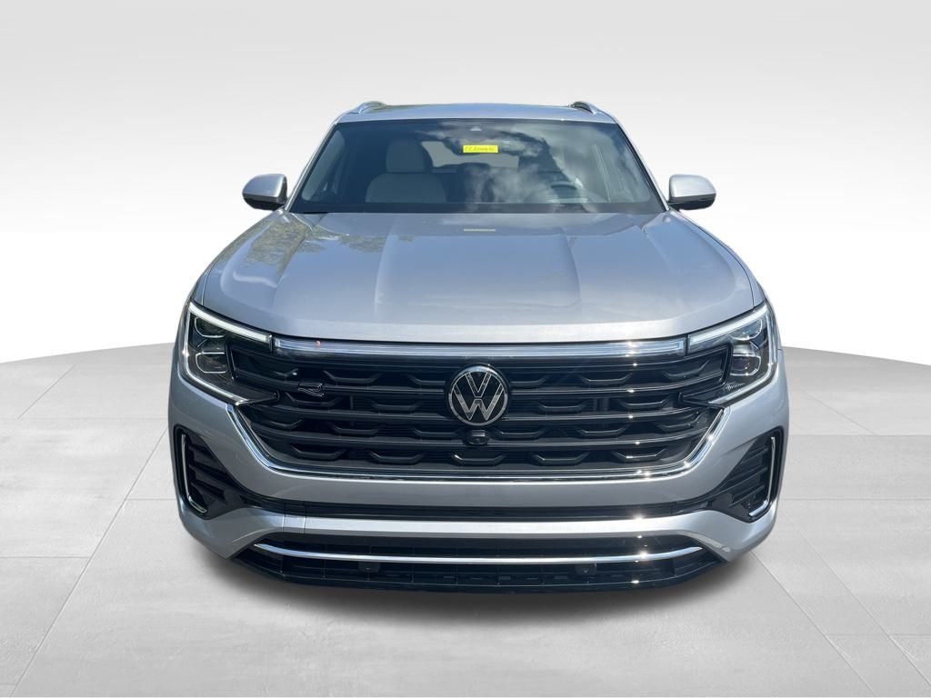 2026 Volkswagen Atlas Cross Sport SEL Premium R-Line photo 2