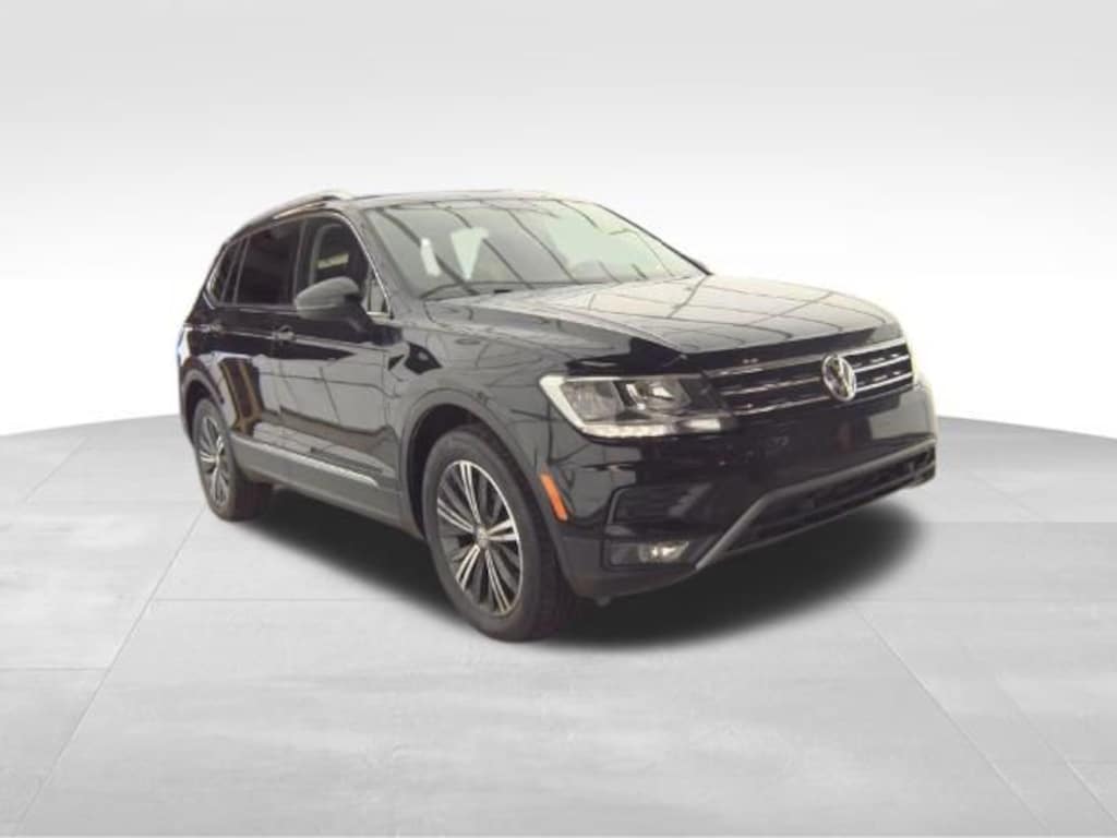 Used 2019 Volkswagen Tiguan 2.0T SEL R-Line 4MOTION SUV
