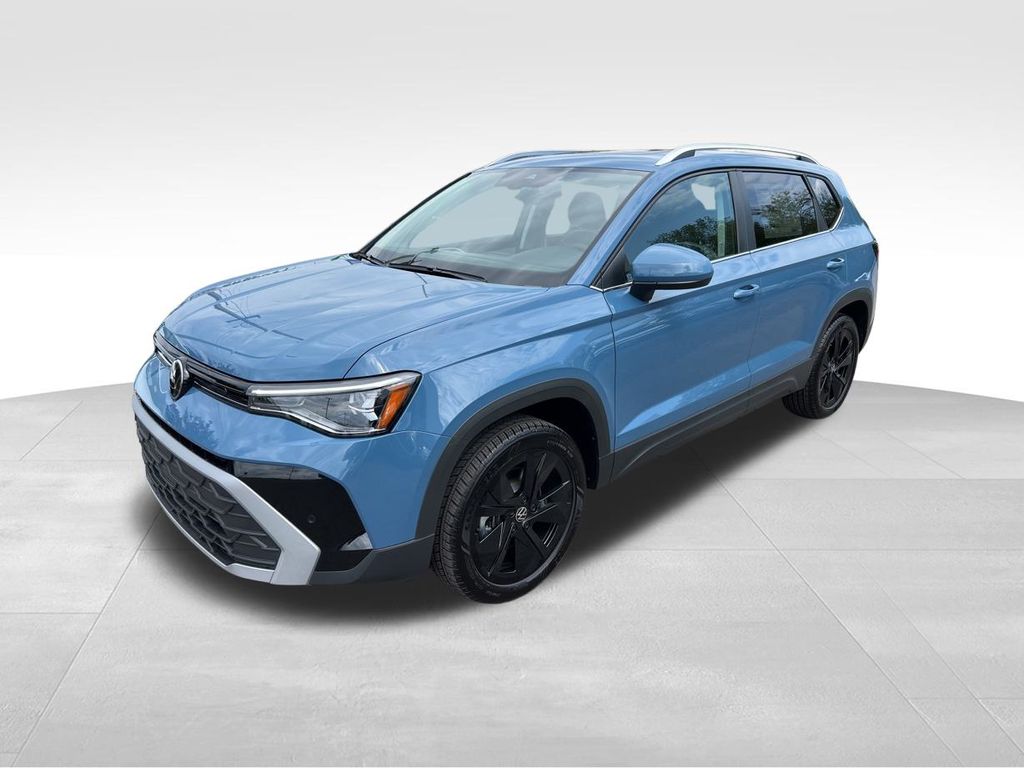 2025 Volkswagen Taos SE's photo