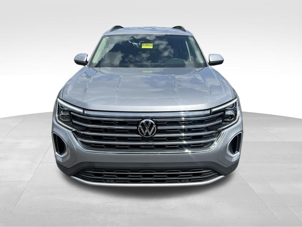 New 2026 Volkswagen Atlas SE w/Technology SUV