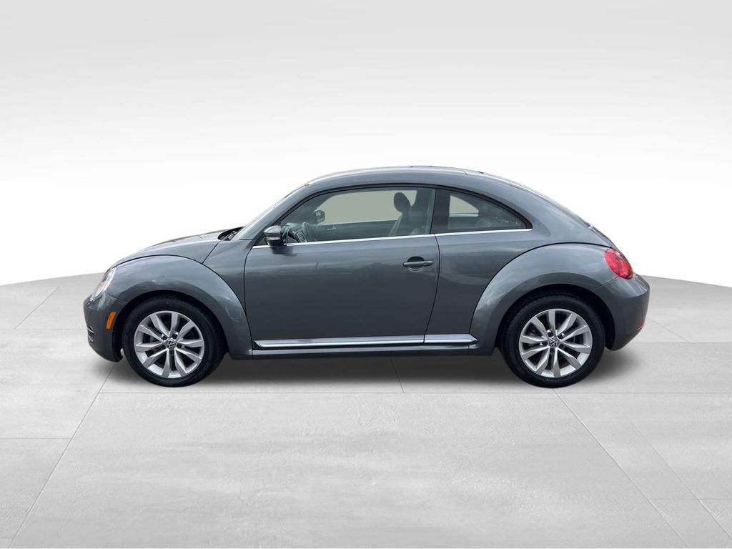 2014 Volkswagen Beetle TDI photo 2