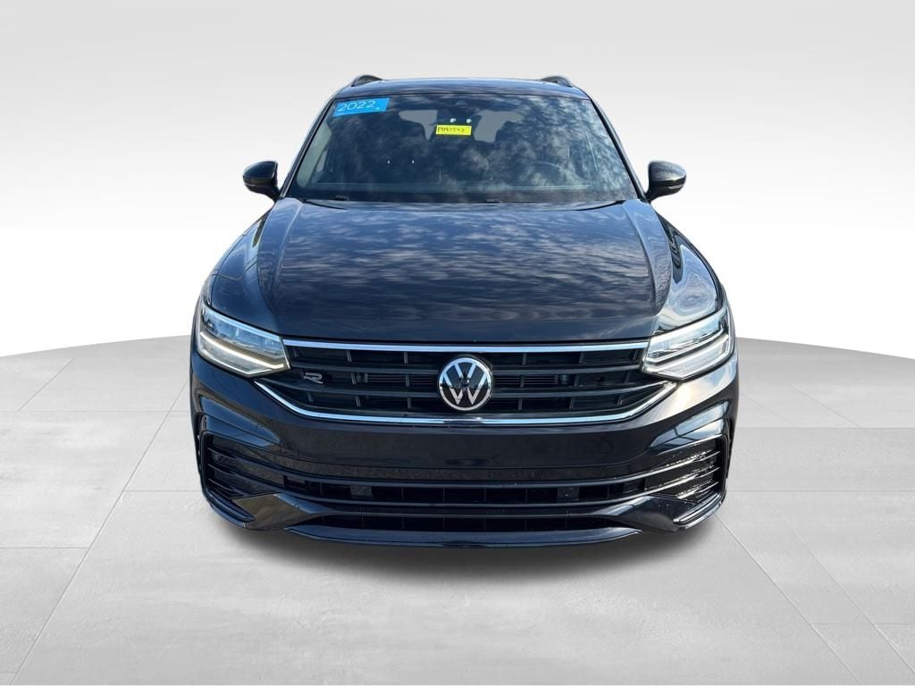 Certified 2022 Volkswagen Tiguan 2.0T SE R-Line Black SUV