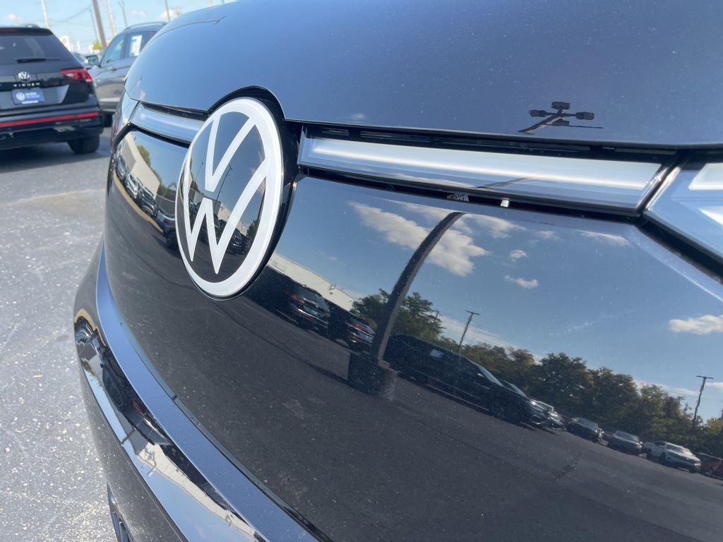 2025 Volkswagen ID. Buzz PRO S - Photo 10