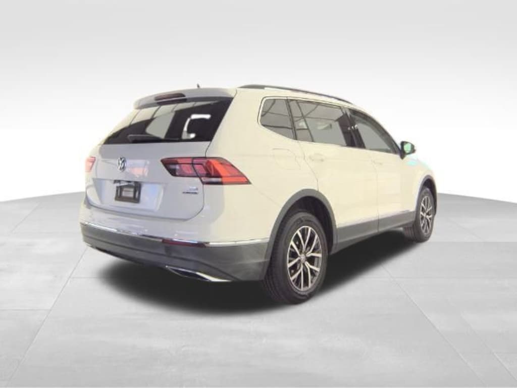 Used 2018 Volkswagen Tiguan 2.0T SE 4MOTION SUV