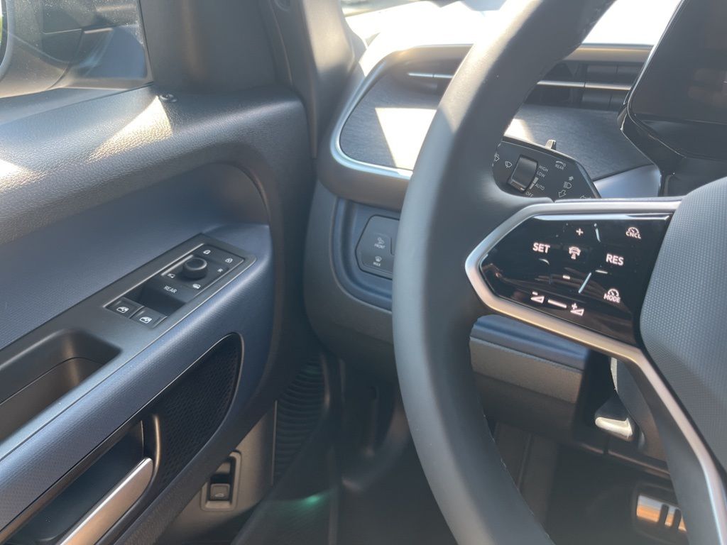 2025 Volkswagen ID. Buzz PRO S - Photo 18