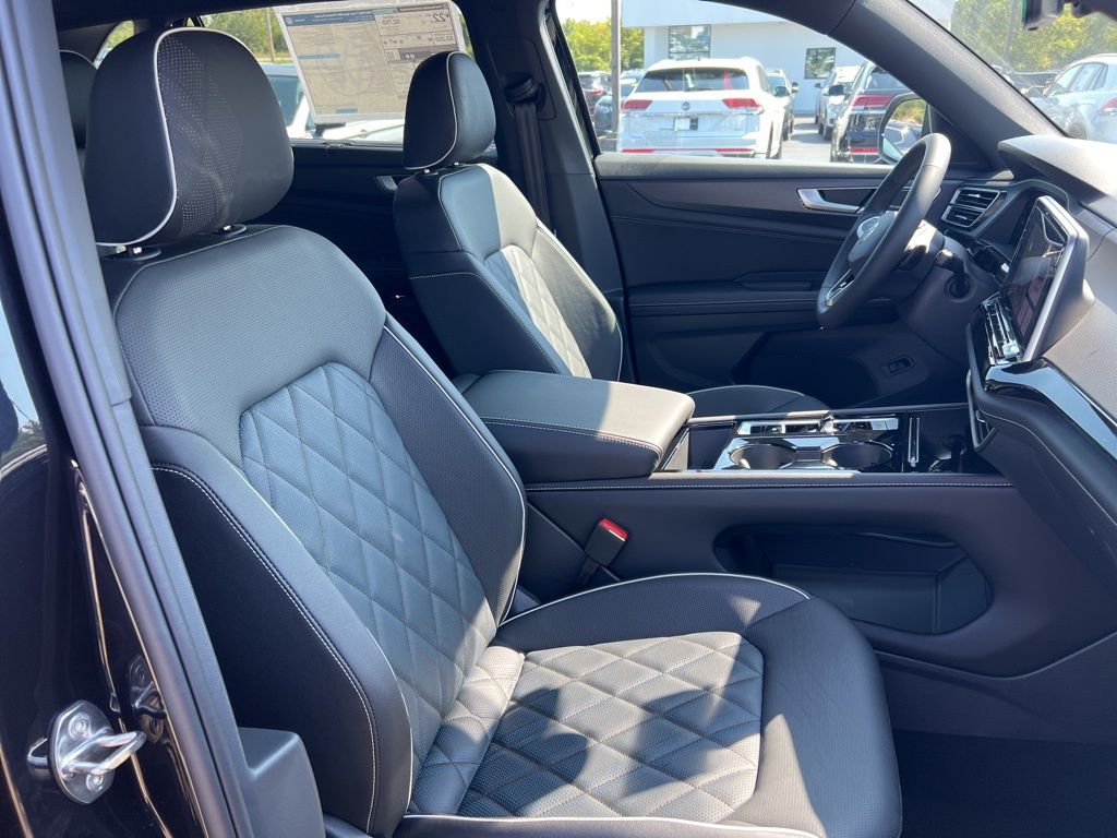 2026 Volkswagen Atlas Cross Sport SEL Premium R-LINE - Photo 24