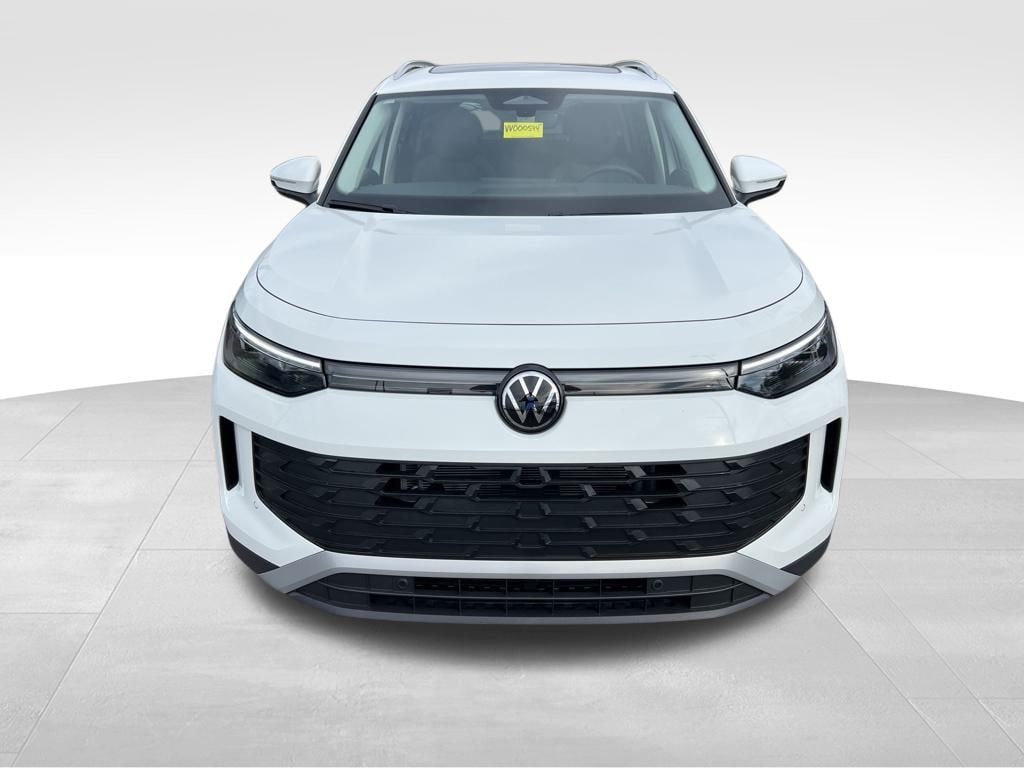 New 2026 Volkswagen Tiguan 2.0T SE SUV