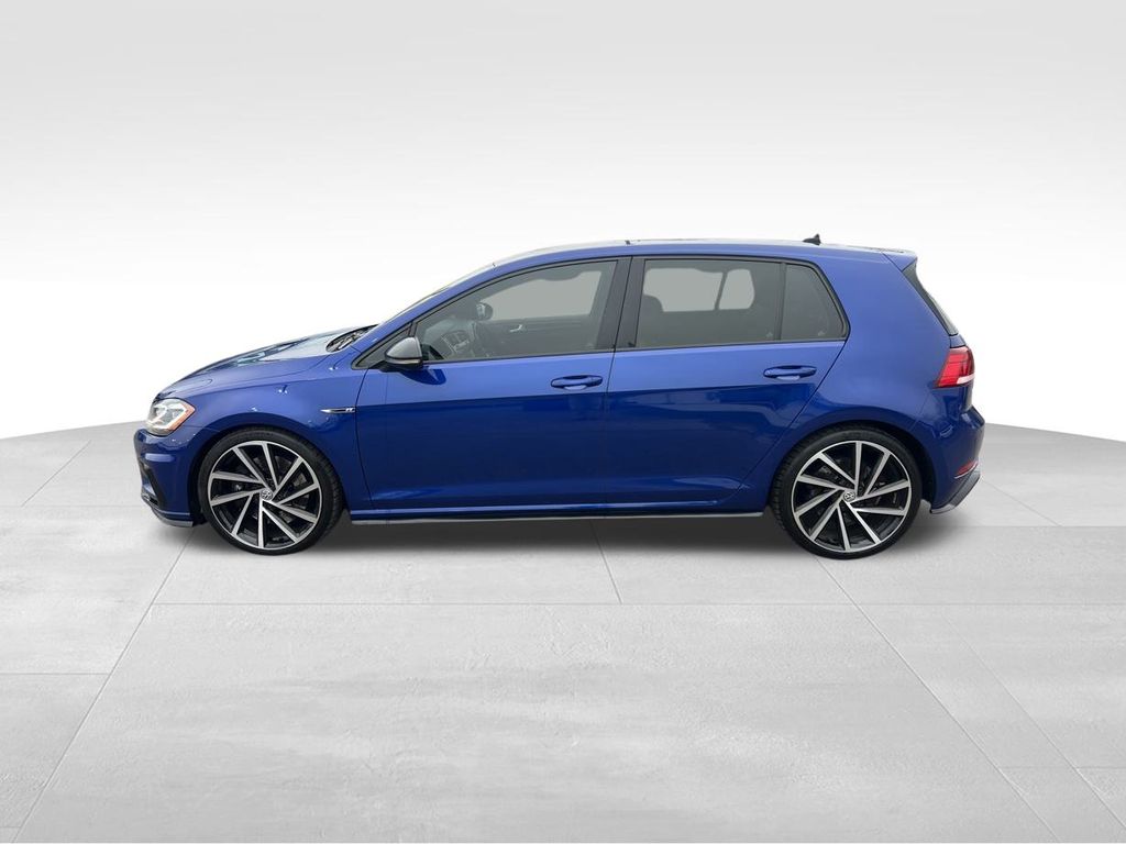 2019 Volkswagen Golf R 4Motion photo 3