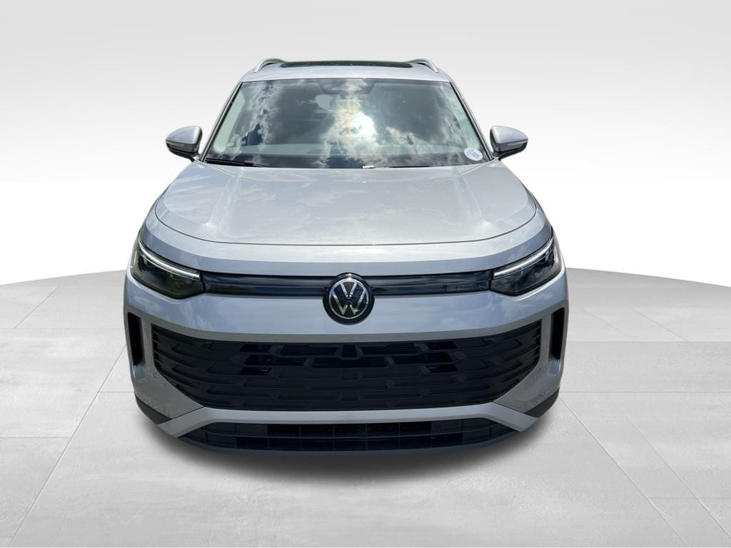 New 2026 Volkswagen Tiguan SE SUV