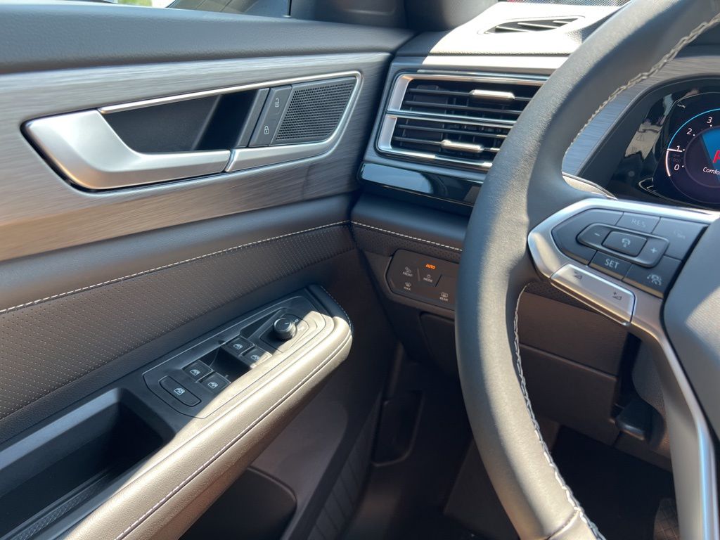 2026 Volkswagen Atlas Cross Sport SE - Photo 18