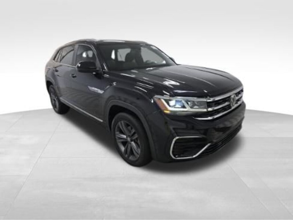Used 2021 Volkswagen Atlas Cross Sport 3.6L V6 SE w/Technology R-Line SUV