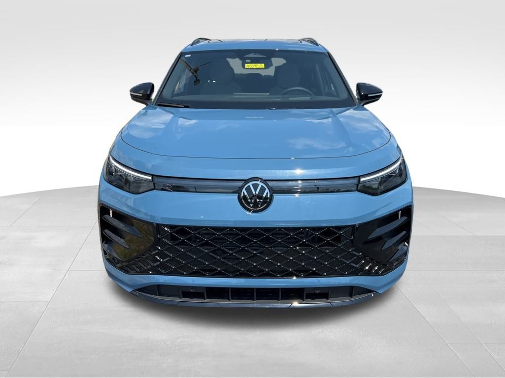 2025 Volkswagen Tiguan SE R-Line Black photo 2