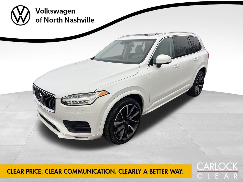 2021 Volvo XC90 Momentum's photo