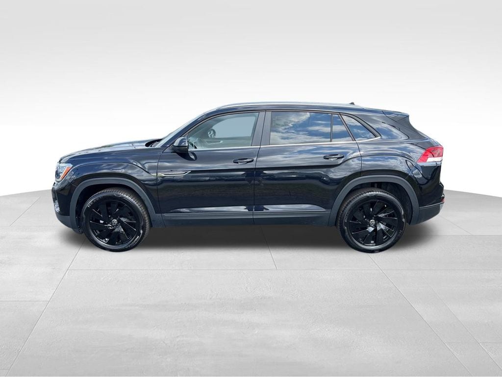 Certified 2025 Volkswagen Atlas Cross Sport 2.0T SE w/Technology SUV