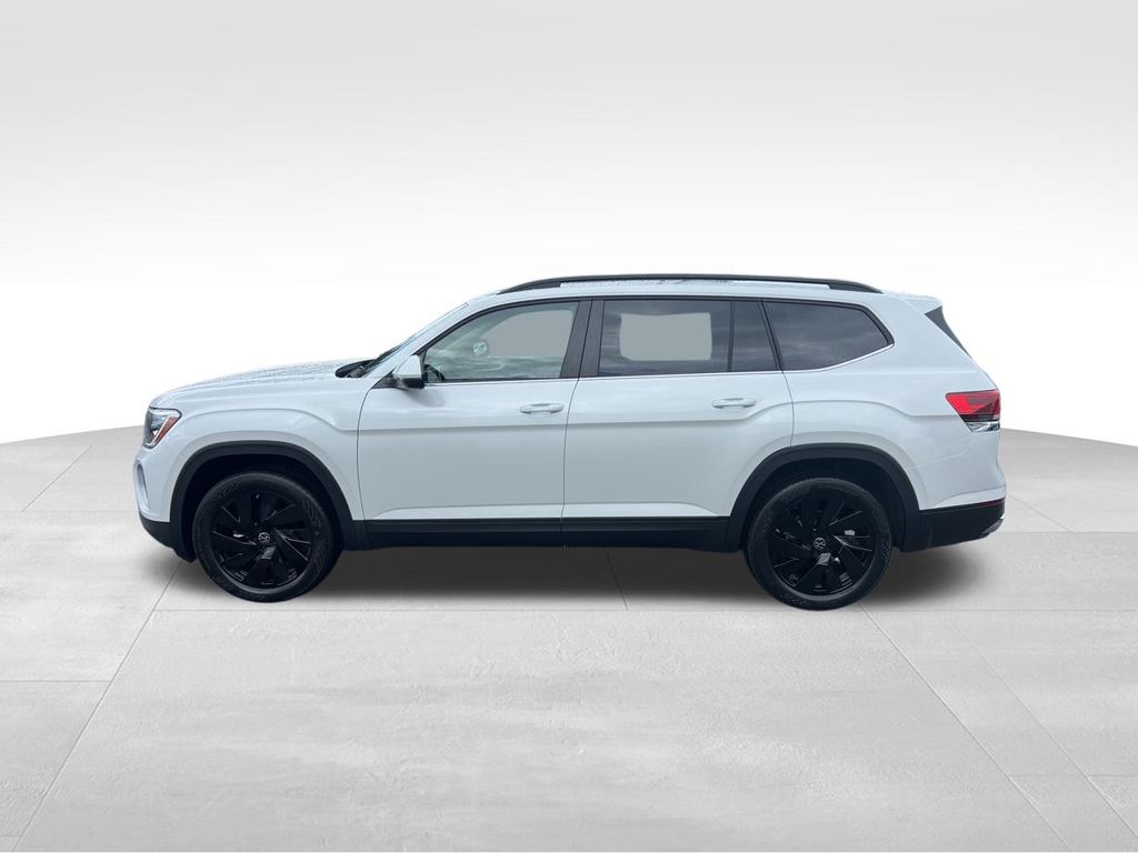 2026 Volkswagen Atlas SE Technology photo 3
