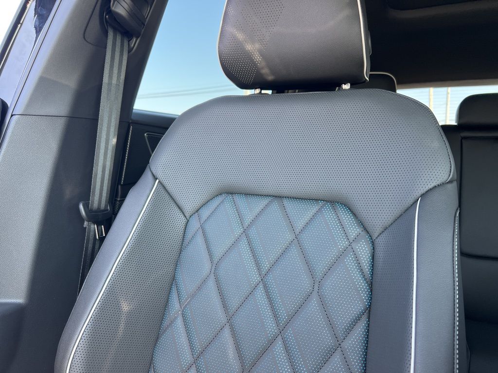 2026 Volkswagen Atlas Cross Sport SEL Premium R-LINE - Photo 22